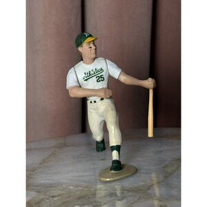 Vintage 1989 Kenner Starting Lineup Mark McGwire Oakland Athletics Figure Bat